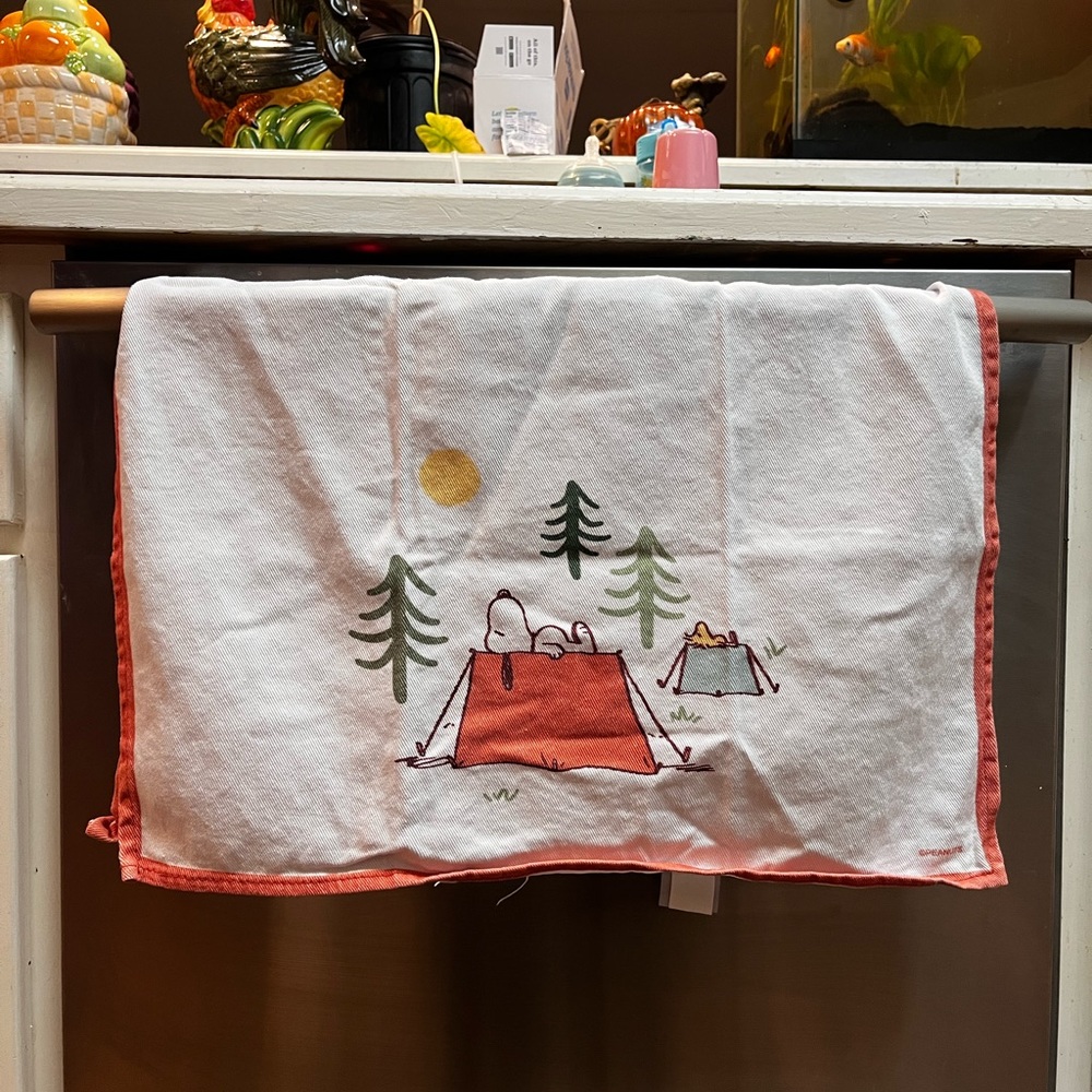 Snoopy dish towels